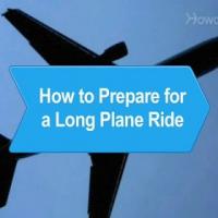 How to Prepare for a Long Plane Ride
